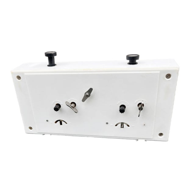 Beige Mechanical Chess Clock Yantar, Russia 1970s For Sale - Image 8 of 8