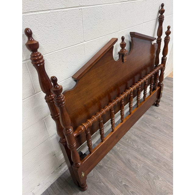 Brown Vintage Convertible Queen or Full Size Colonial Style Four Poster Pediment Bed For Sale - Image 8 of 10