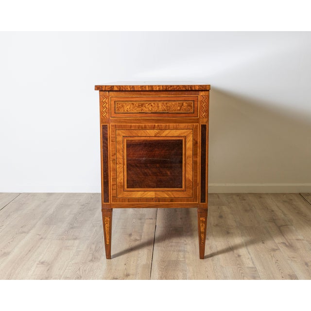 Auburn Louis XVI chest of drawers from Bologna For Sale - Image 8 of 11