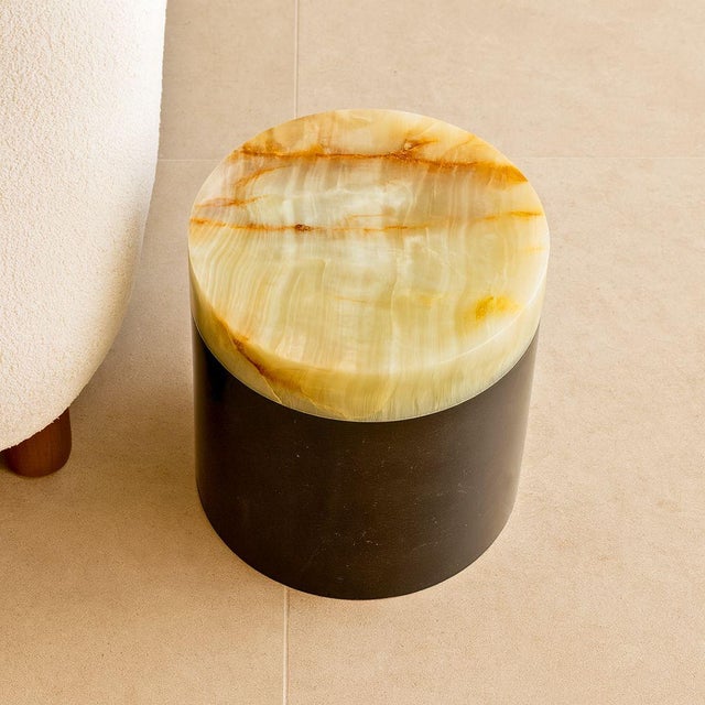 Black Round Black Marble and Onyx Side Table by Forzini For Sale - Image 8 of 9