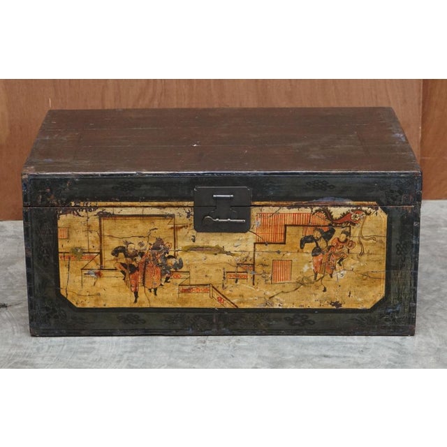 We are delighted to offer this stunning oriental hand painted trunk or chest with painting depicting immortals amongst...
