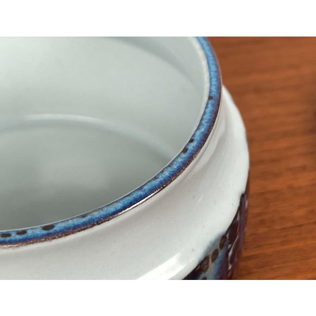 Blue Mid-Century Modern Danish Porcelain Tenera Series Bowl with Lid by Kari Christensen for Aluminia Royal Copenhagen, 1960s For Sale - Image 8 of 18