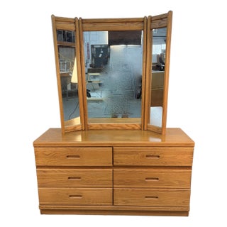 Vintage Modern Solid Oak Six-Drawer Dresser W/ Tri-Fold Mirror For Sale
