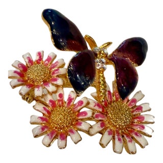 Vintage 1960's Kenneth J. Lane Enamel and Crystal Trembler Butterfly on Daisies Brooch For Sale