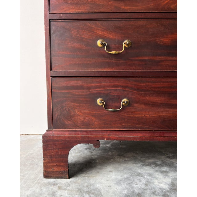 Antique English George III Chest of Drawers For Sale - Image 15 of 16