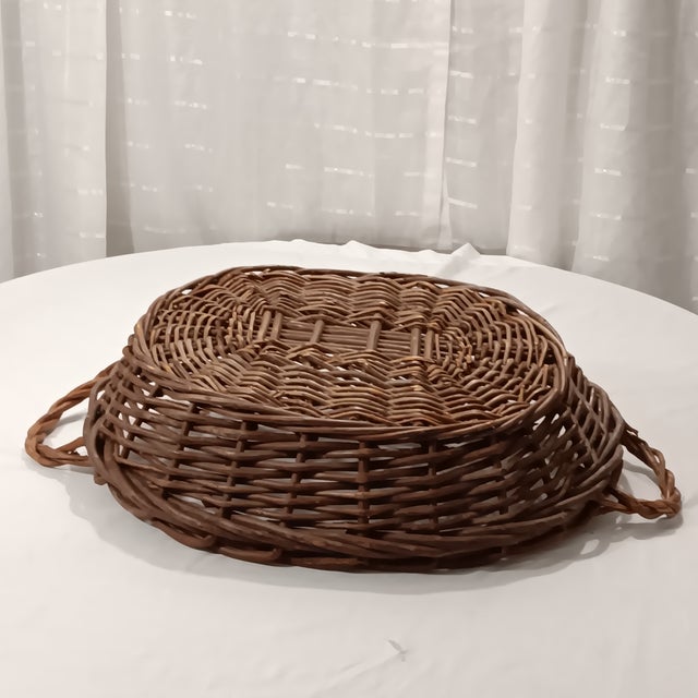 Mid-Century Modern Mid 20th Century Large Vintage Oval Naturally Woven Wicker Serving Tray With Handles For Sale - Image 3 of 15