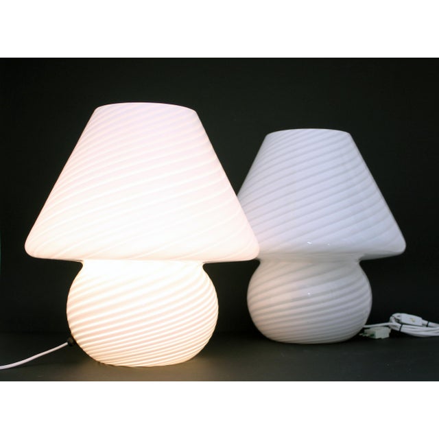 Mid-Century Modern Mushroom Murano Swirl Glass Table Lamps by Paolo Venini for Venini, 1985, Set of 2 For Sale - Image 12 of 12