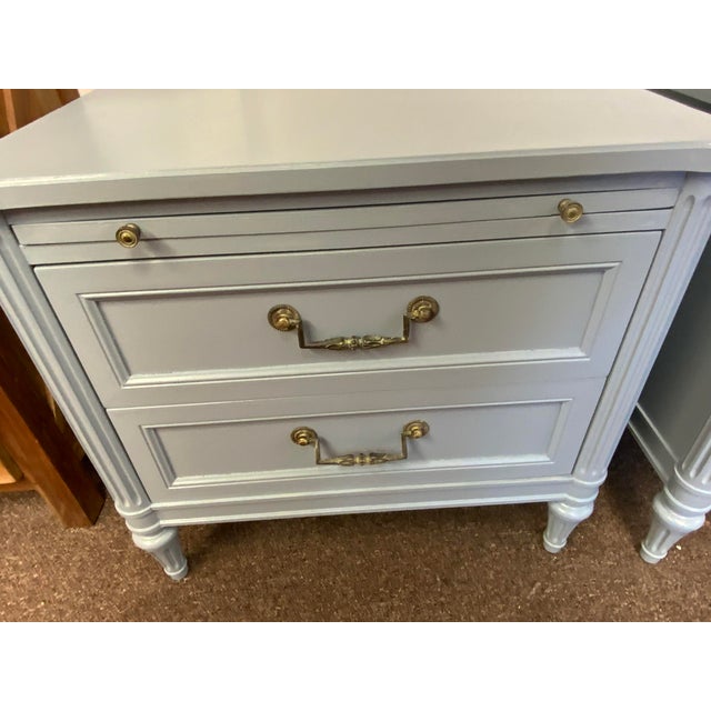 Wood Mid 20th Century Henredon Bedside Tables-Pair For Sale - Image 7 of 10