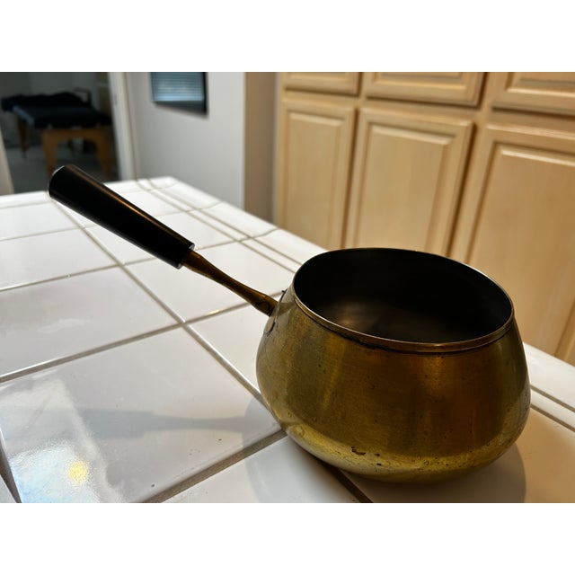 1950s Brass Saucepan With Long Black Handle, Mid Century For Sale - Image 4 of 5