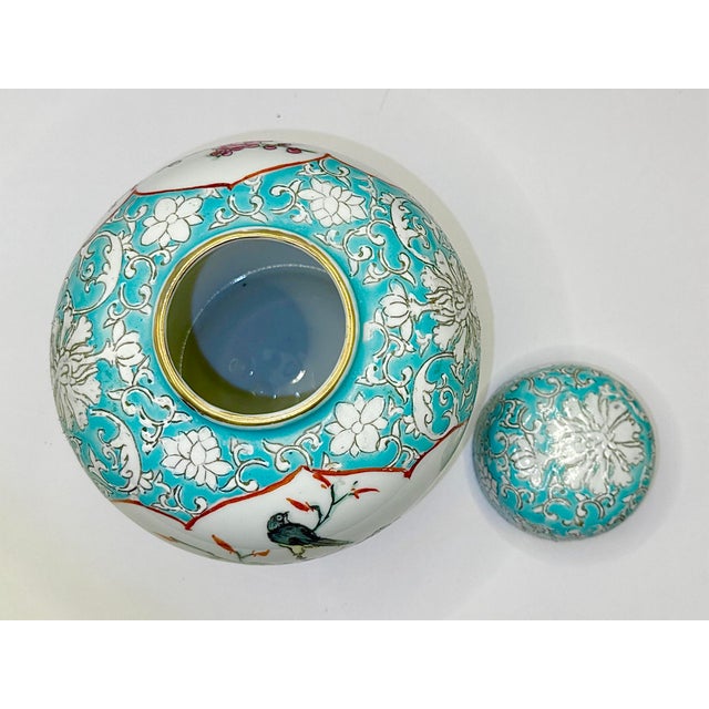 Chinoiserie Famille Rose Porcelain Lidded Jar / Urn For Sale - Image 3 of 7