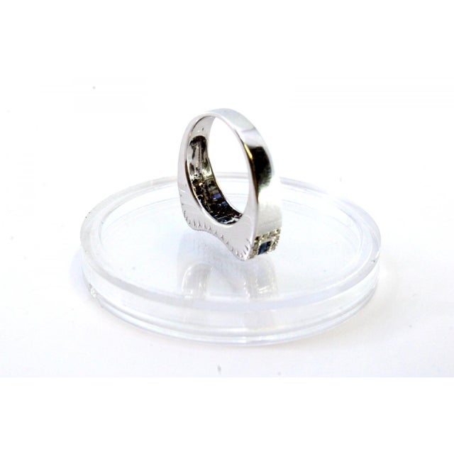 Gold Ring with Brilliant-Cut Diamonds and Central Blue Topazes For Sale - Image 3 of 8