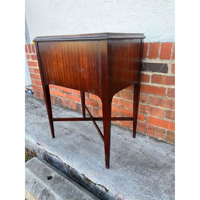 Antique Early 20th Century Federal Style Flame Mahogany Side Table With X Base Well made, sturdy, dovetailed drawer...