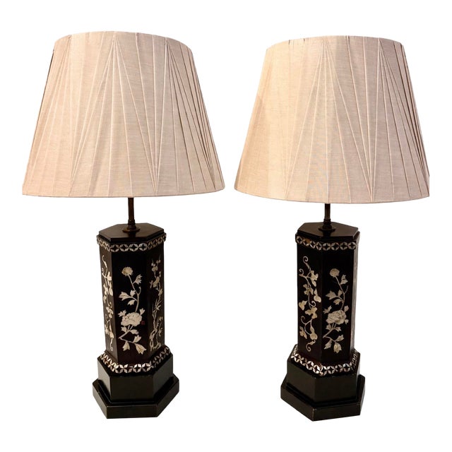 Chinese Cong-Style Hexagonal Table Lamps From 60's For Sale