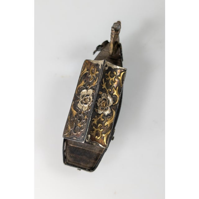 20th Century Japanese Sterling Silver Dragon Boat Form Salt or Pepper Shaker For Sale In New York - Image 6 of 8