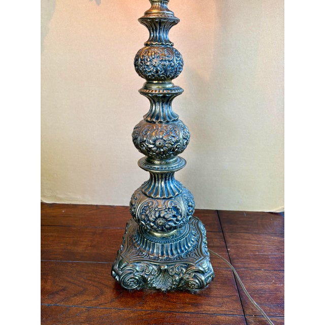 Metal Vintage Loevsky & Loevsky Hollywood Regency Brass Table Lamp – L&l 43” Tall Moroccan Filigree Shade – Metal Casting Co. – Large Ornate Statement Lamp For Sale - Image 7 of 12