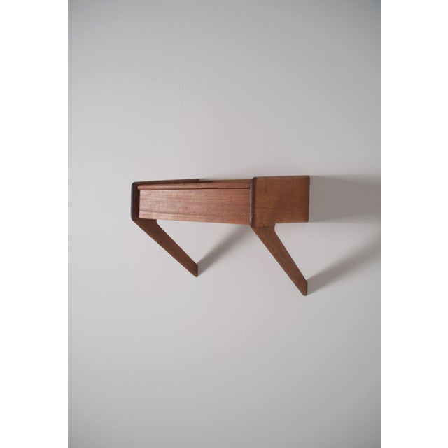 Floating Bedside Table by Sigfred Omann for Ølholm Møbelfabrik, 1960s For Sale - Image 4 of 12