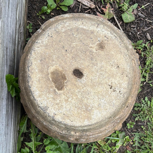 Stone Cast Stone Neoclassical 1990s Fleur-De-Lis Garden Pot For Sale - Image 7 of 9