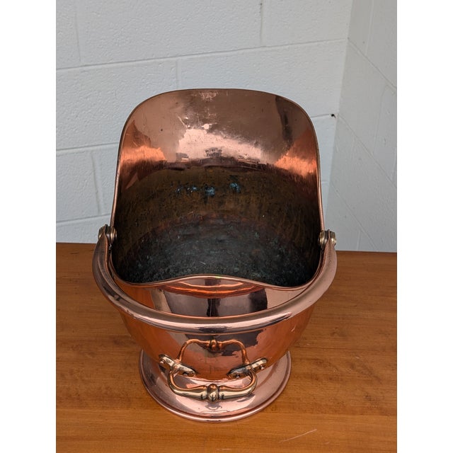 Traditional Fabulous Antique 19th Century Copper Brass Coal Bucket Helmet Scuttle W/ Helmet For Sale - Image 3 of 12