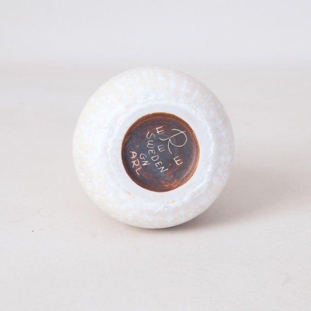 White ARL Jug by Gunnar Nylund, 1950s, in Very Good conditions. Designed 1950 to 1959