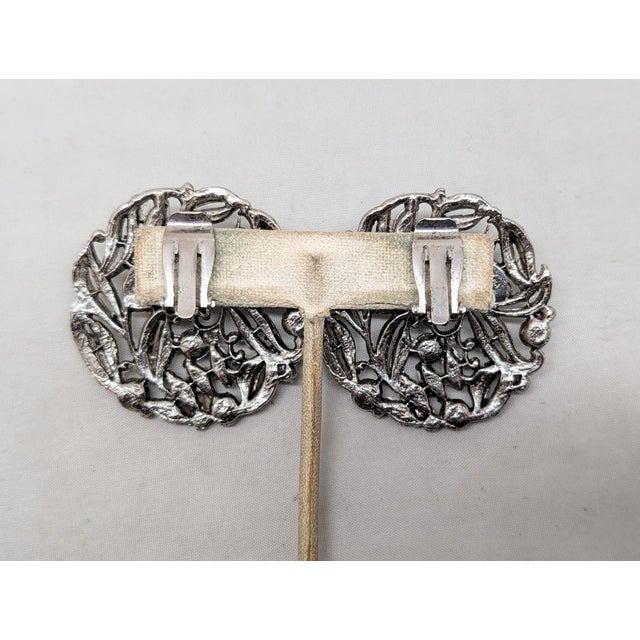 Vintage 1980s Signed Thelma Deutsch Large Round Silvertone Pastel Rhinestone Clip Earrings-2 Pieces For Sale In Philadelphia - Image 6 of 7