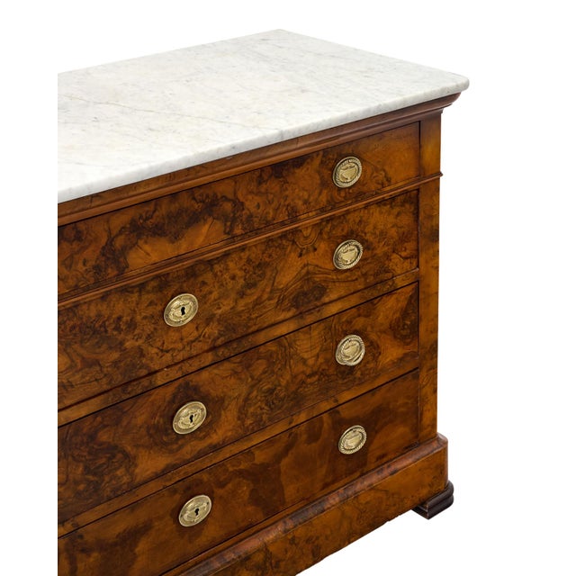 French Restoration Burled Walnut Chest of Drawers With Carrara Marble, Circa 1830 For Sale - Image 4 of 9