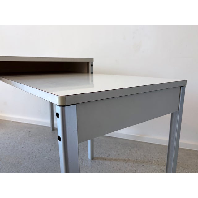 Dieter Rams Program 570 Desk with Typewriter Table Extension by Dieter Rams for Vitsoe, 1970s, Set of 2 For Sale - Image 4 of 10