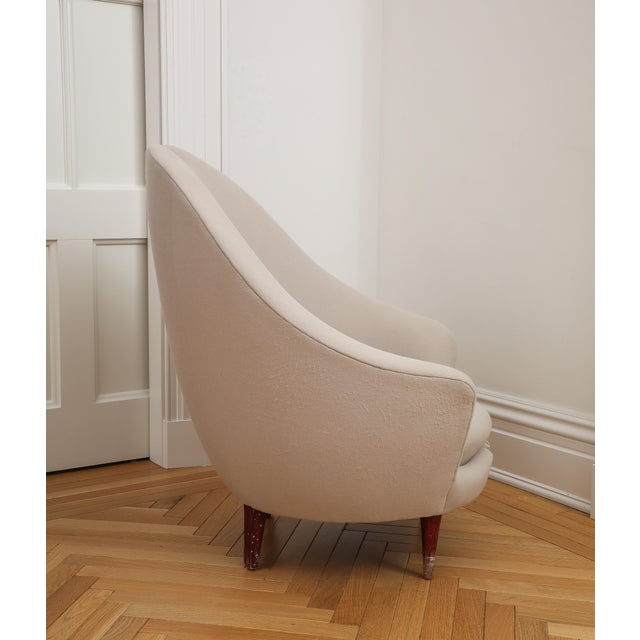 Federico Munari 1950s Italian Federico Munari Upholstered Curved Lounge Chair For Sale - Image 4 of 10