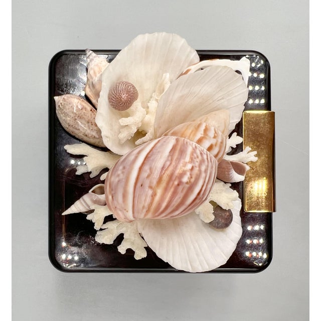 Vintage Jenny Wakefield Faux Tortoiseshell Lucite Seashell Trinket Box – Coastal / Hollywood Regency For Sale - Image 11 of 12