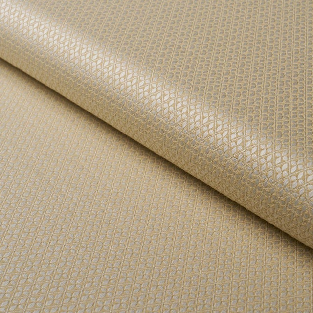 Traditional Schumacher Adams Damask Fabric In Neutral For Sale - Image 3 of 4
