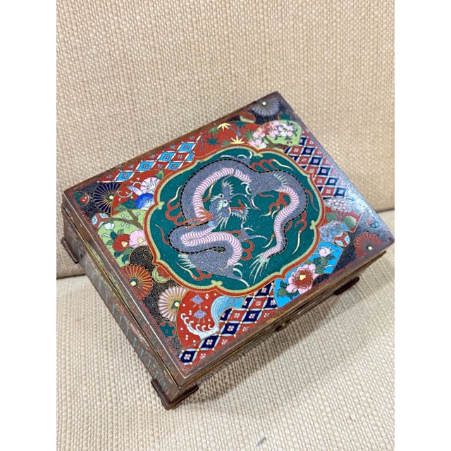 Late 19th Century Japanese Cloisonne Enamel Dragon Trinket Box Attributed to Inaba, Meiji For Sale - Image 5 of 12