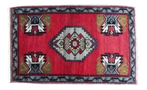 Small Turkish Rug Hand Knotted Distressed Low Pile Area Rug Faded Runner 1′9″ × 2′9″