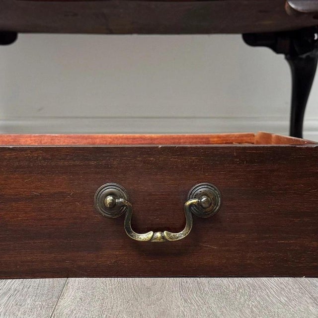 Antique Mahogany Chest with Traditional Design, 1900s For Sale - Image 11 of 12