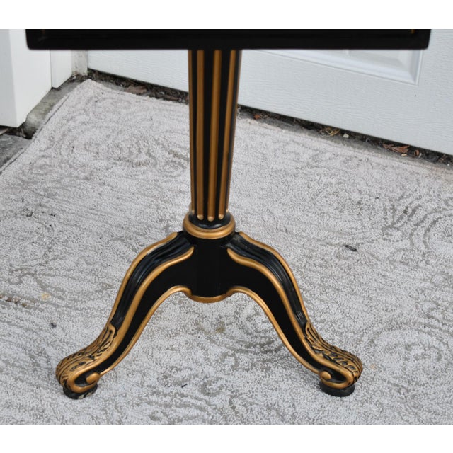 Drexel Heritage Vintage Drexel Heritage Petite Chinoiserie Painted Accent Table W/Brass Gallery For Sale - Image 4 of 14
