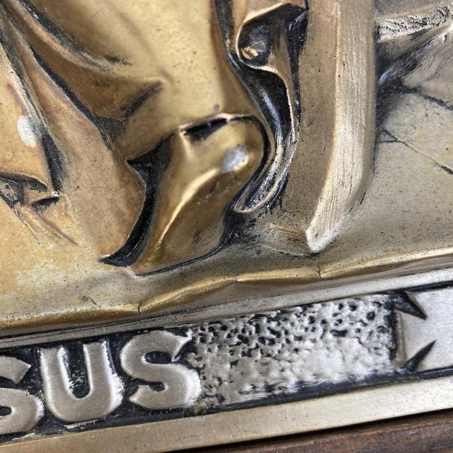 VTG Wall Art Religious Last Supper Ultima Cena De Jesus Raised 3d Metal Framed For Sale - Image 4 of 9