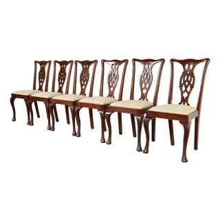 Henredon Style Georgian Carved Mahogany Dining Chairs, Set of Six For Sale