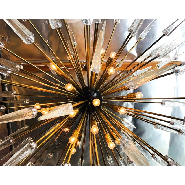 Fabio Ltd 21st Century Italian Puntali Murano Clear Glass Shards Sputnik Chandelier by Fabio LTD For Sale - Image 4 of 7
