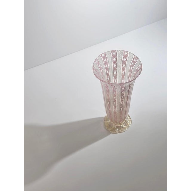 Murano Pink Zanfirico and Latticino Glass Trumpet Vase, Italy, 1950s For Sale - Image 3 of 10
