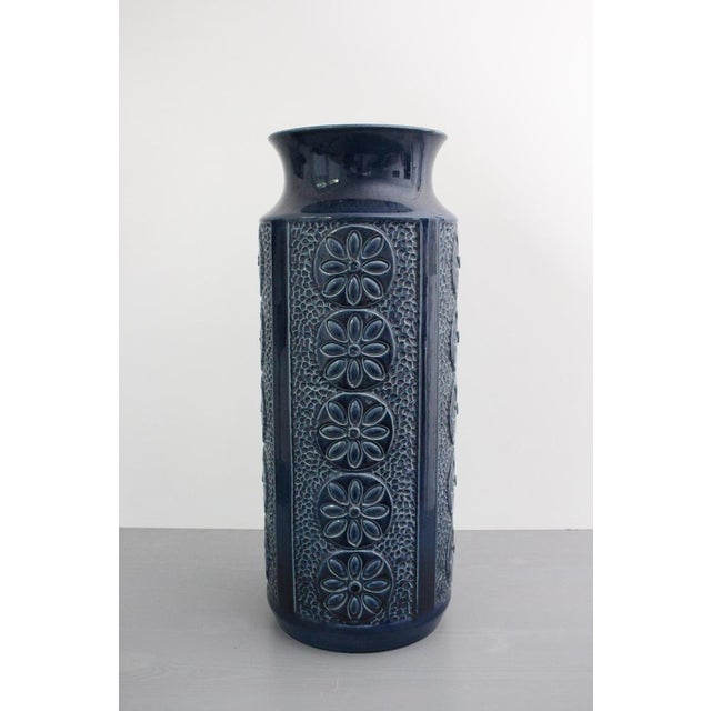 Floor Vase from Bay Keramik, West Germany, 1960 For Sale - Image 6 of 6