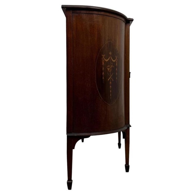 Early 20th Century English Edwardian Inlaid Mahogany Display Cabinet Vitrine For Sale - Image 6 of 11