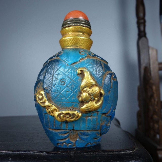 Antique Gilt Blue Glass Snuff Bottle With Bat Motif - Asian Collectible For Sale In Los Angeles - Image 6 of 9
