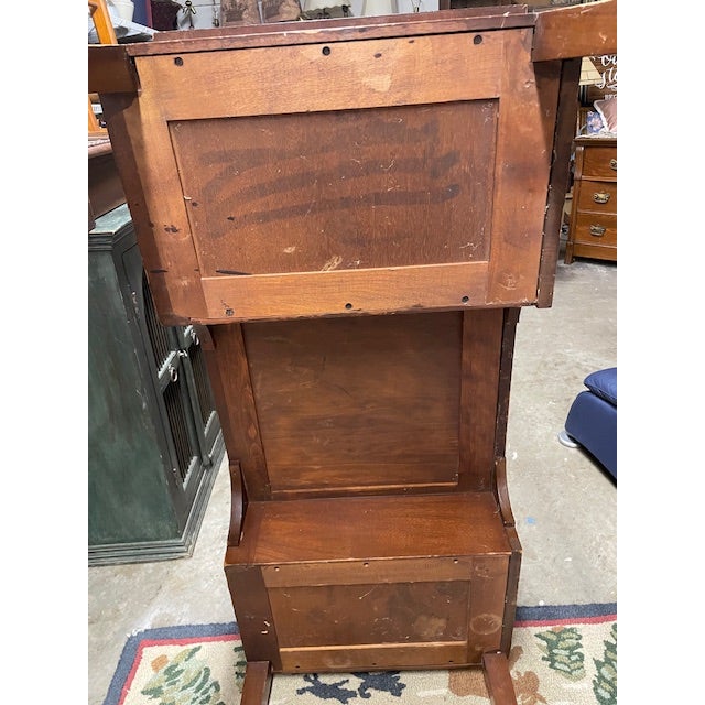 Vintage 1960s Federal Biggs Furniture 3 Drawer Solid Golden Mahogany Writing Desk For Sale - Image 18 of 18