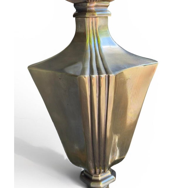 Metal Pair of Vintage Hollywood Regency Faceted Solid Brass Table Lamps For Sale - Image 7 of 8