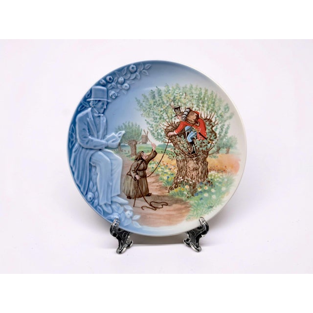 Blue Hans Christian Andersen Fairy Tales Plates by Jorgen Nielsen for Bing & Grondahl, 1980s, Set of 6 For Sale - Image 8 of 11