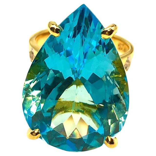 Bochic "Capri" Vintage Blue Topaz & Diamond RIng Set In 18K Gold & Silver For Sale - Image 15 of 18