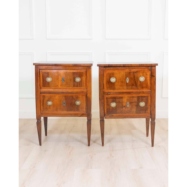 Wood Pair of 18th Century Tuscan Louis XVI Bedside Tables For Sale - Image 7 of 9