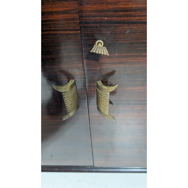 Mid-Century Modern Italian Sideboard attributed to Vittorio Dassi, 1950s For Sale - Image 3 of 12