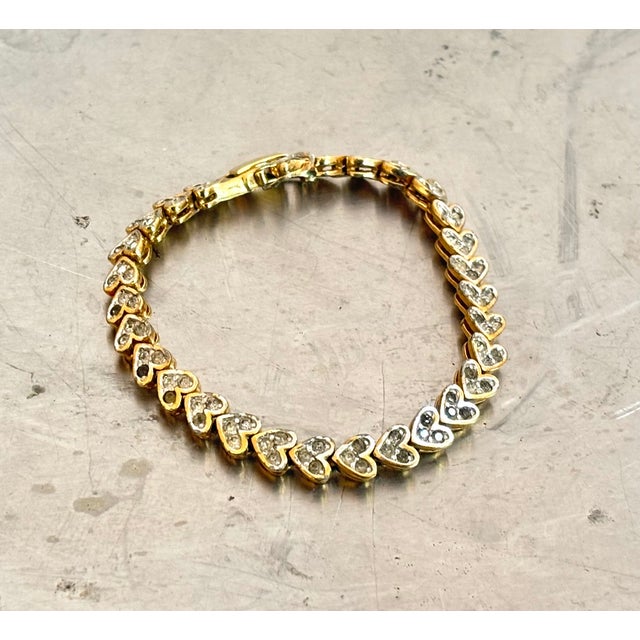 1980s Sky Gold-Tone Rhinestone Heart Tennis Bracelet For Sale - Image 5 of 6