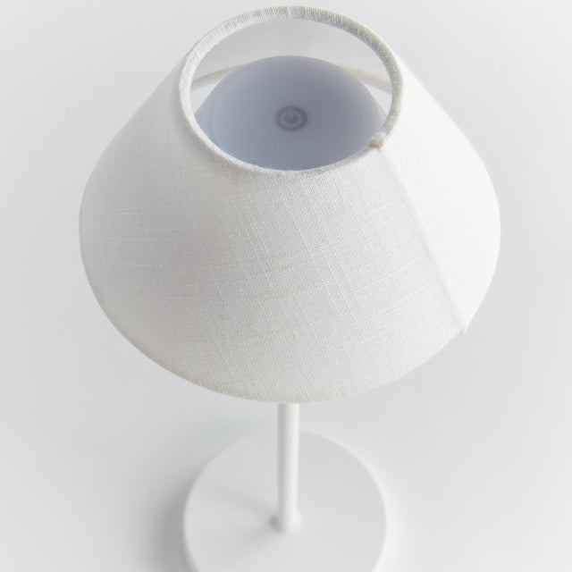 Kenneth Ludwig Chicago Alluna Cordless Led Lamp 14" - White Linen Shade/White Base For Sale - Image 4 of 10