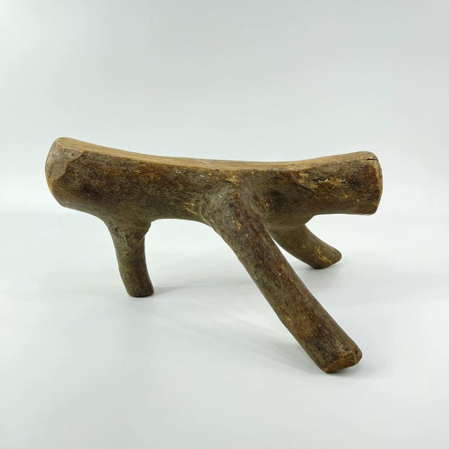 African Early 20th Century Dinka Stool For Sale - Image 3 of 8