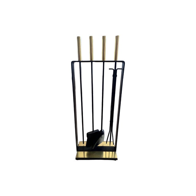 we have for your consideration a very gorgeous 1960s 5 piece set of fireplace tools including stand. all items consists of...